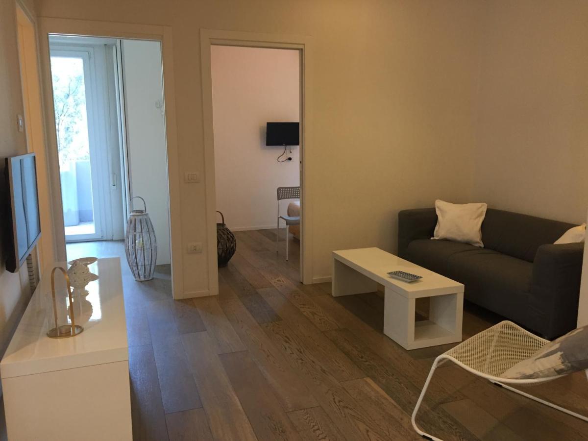 Suite Mare Centro بيزارو المظهر الخارجي الصورة